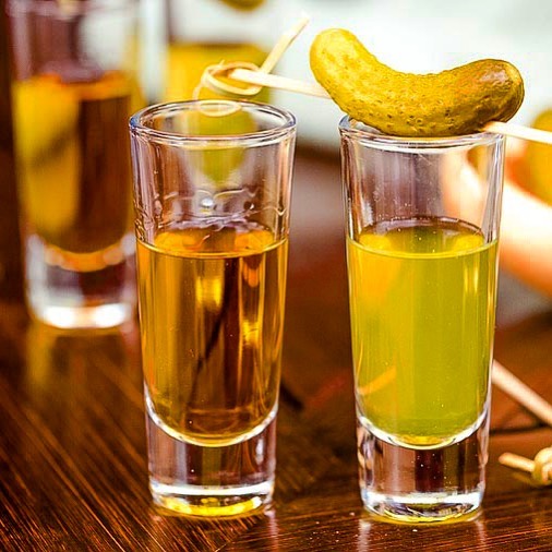 Вкусные рецепты коктейлей с виски в домашних условиях bigdillpickleparty_70887085_2569534993107516_3133991454660054234_n
